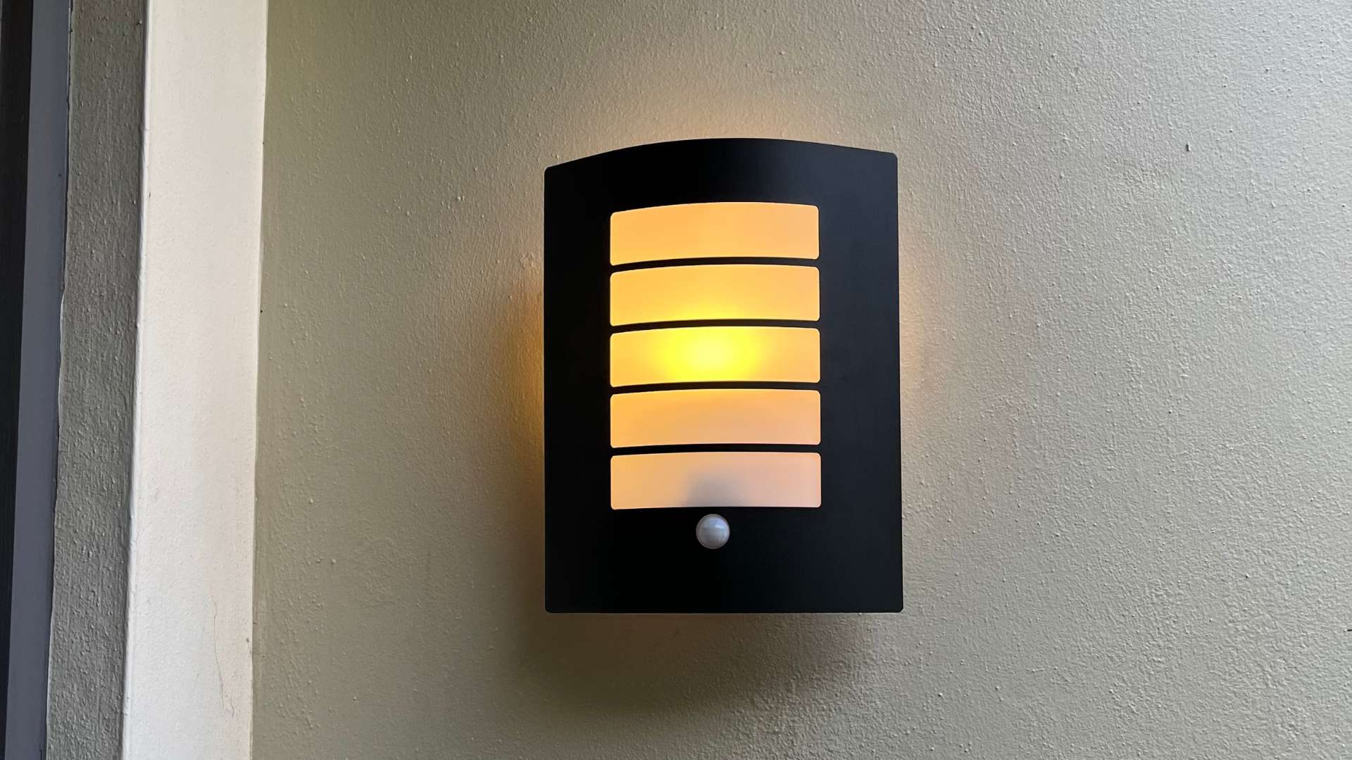 Outdoor Lighting Installation Electrical Tips for Northern Beaches Homes