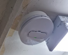 smoke detector (1) smoke detector, installation, lightning bult