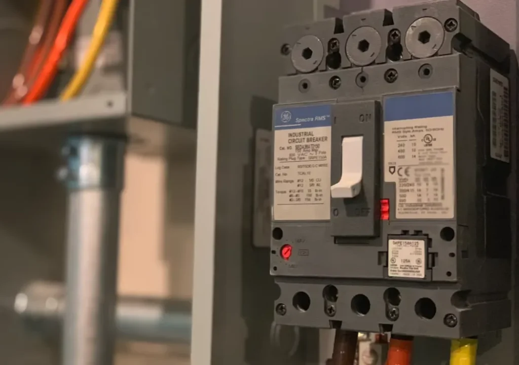 Circuit breaker tripped can also cause issue in your AC system