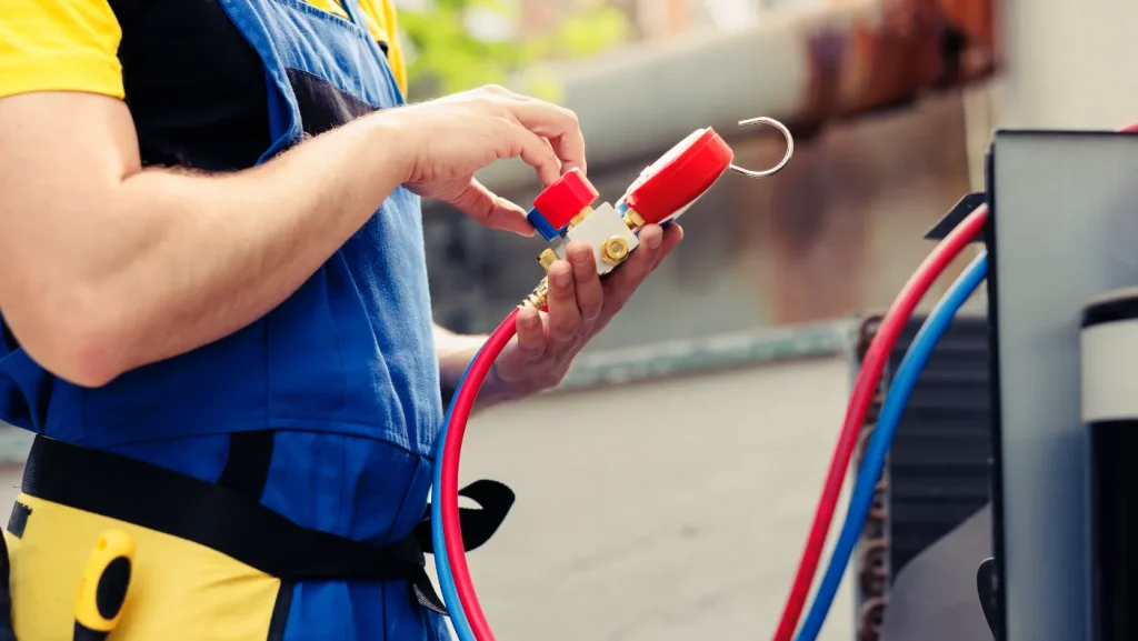 You need to know the differences between AC condenser and AC compressor